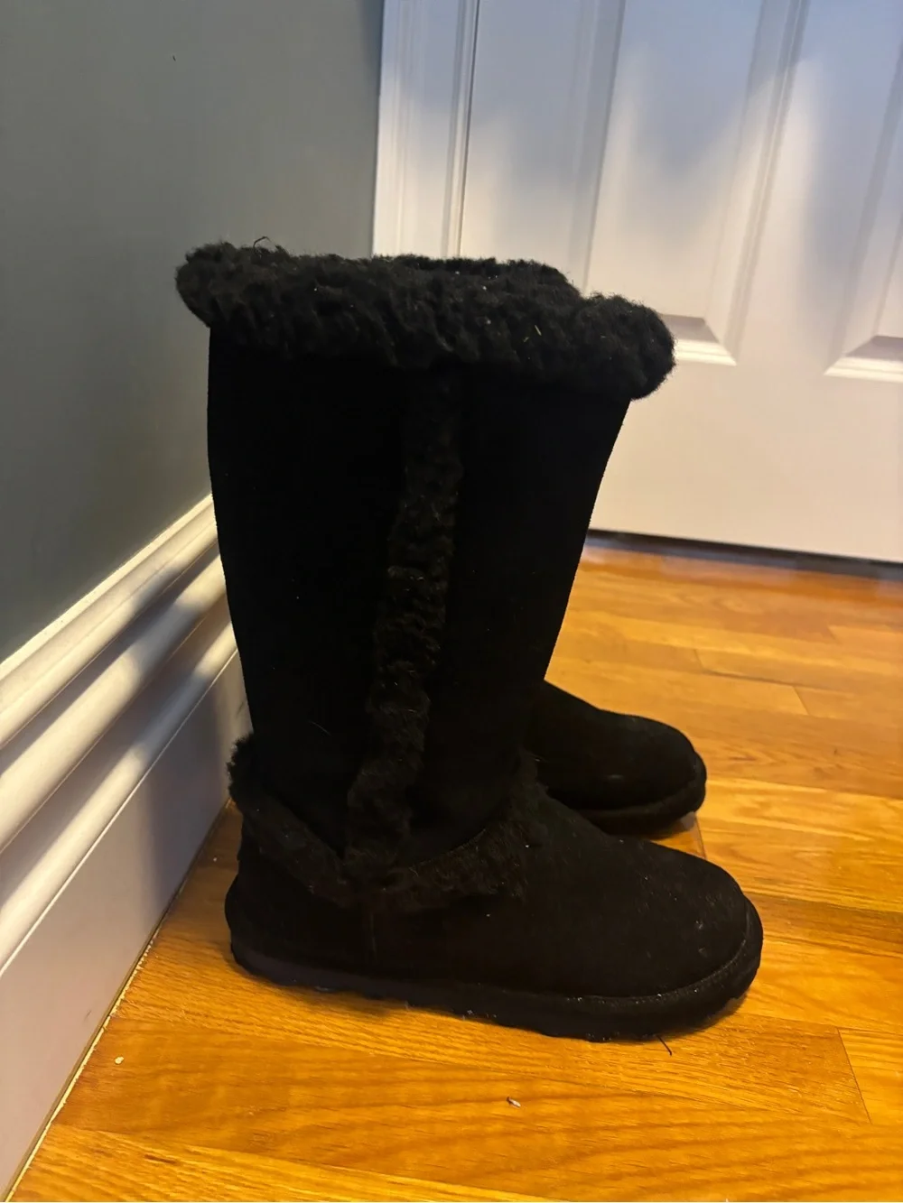 bear-paw boots